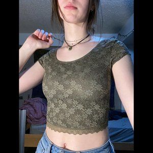 XS Garage Green Lace Cropped Shirt
